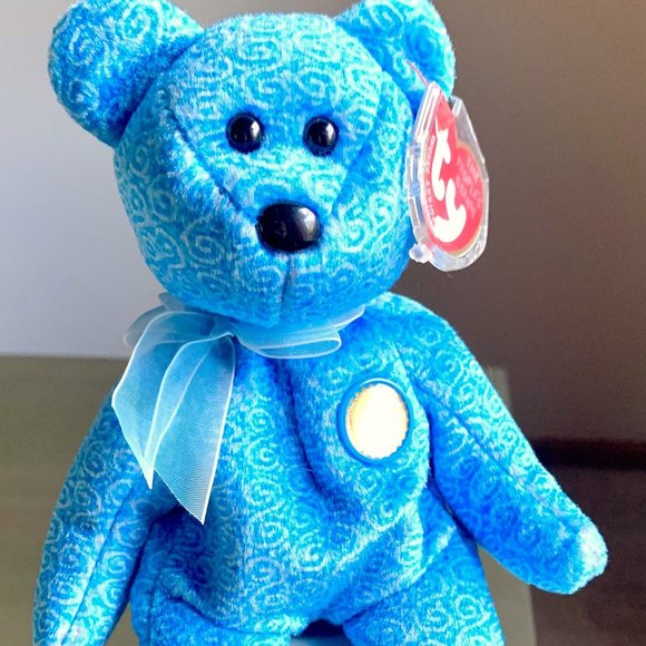 2001 4373 Classy 'The People's Beanie' Retired Teddy Bear Ty Beanie Baby MWMT - Picture 1 of 8